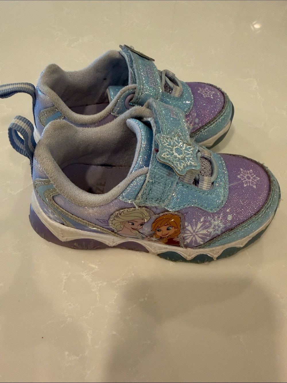 Disney Girls Light-Up Sneakers in Purple & Light Blue with Character Graphic